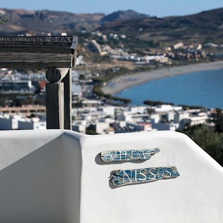 Villa Nissos 普拉基亚斯 外观 照片